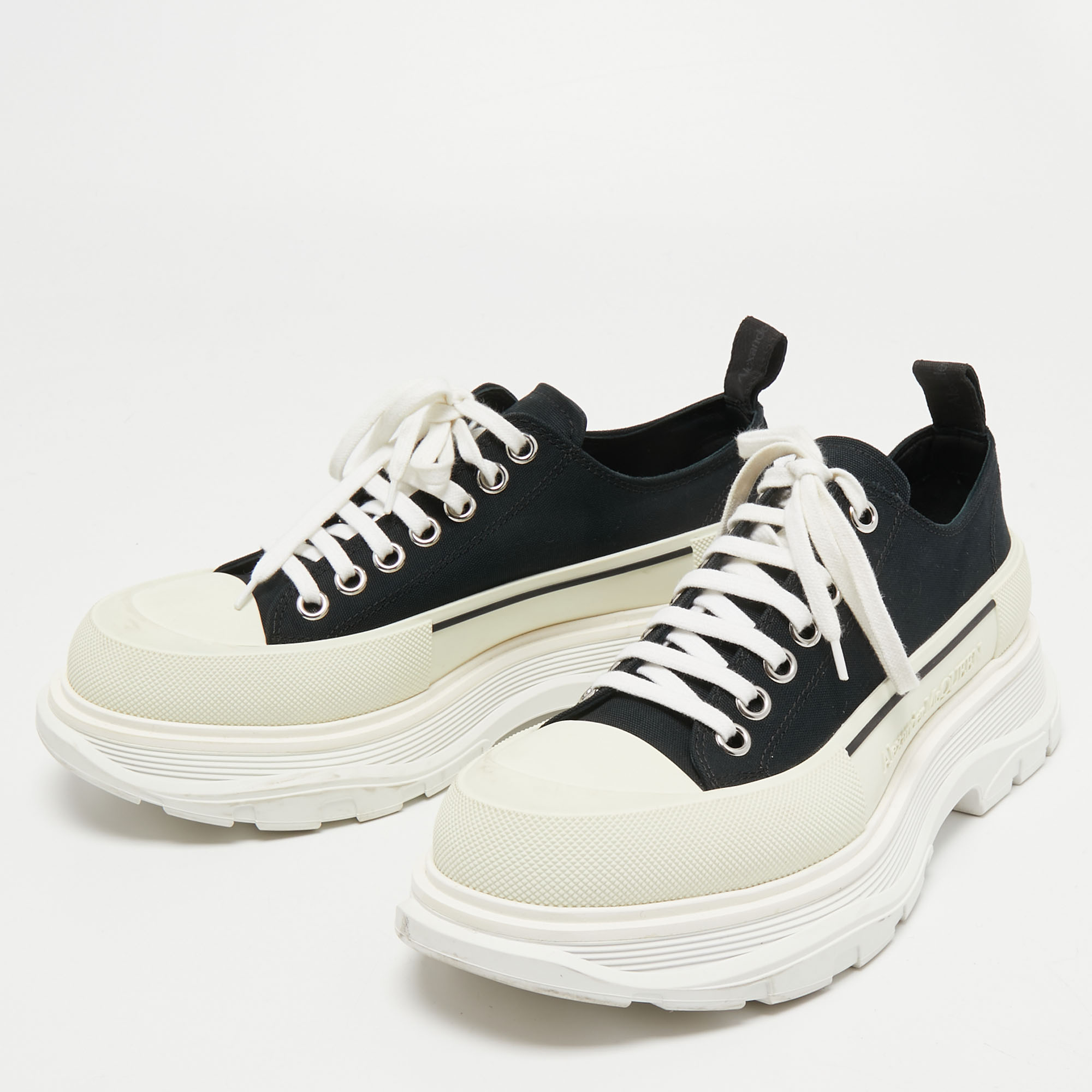 

Alexander McQueen Black/White Canvas and Rubber Tread Slick Sneakers Size
