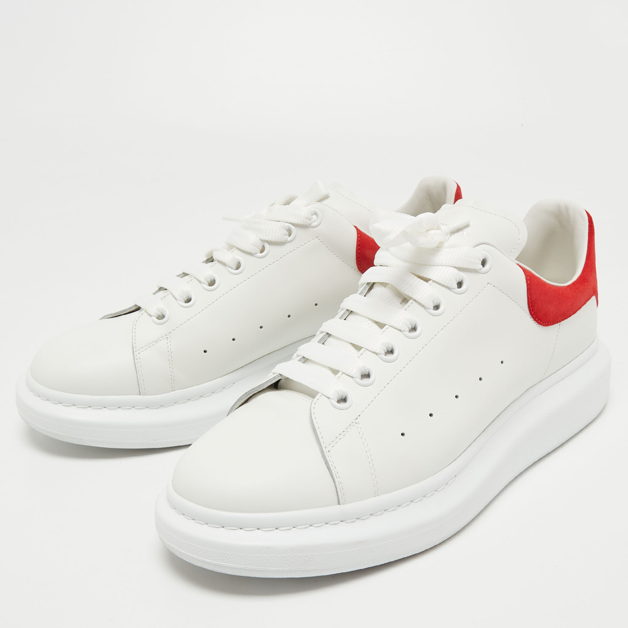 

Alexander McQueen White/Red Suede and Leather Oversized Sneakers Size