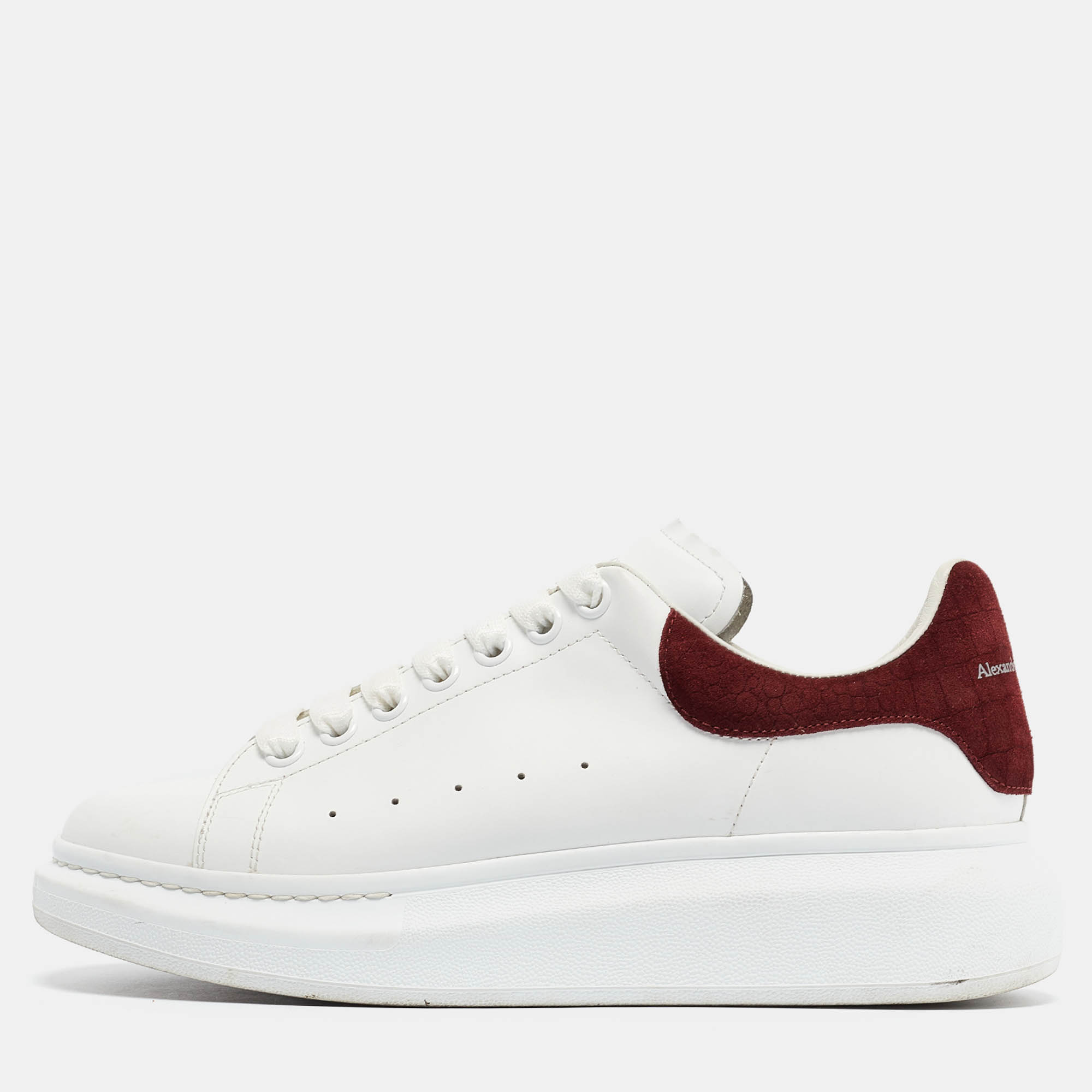 

Alexander McQueen White Leather Oversized Sneakers Size