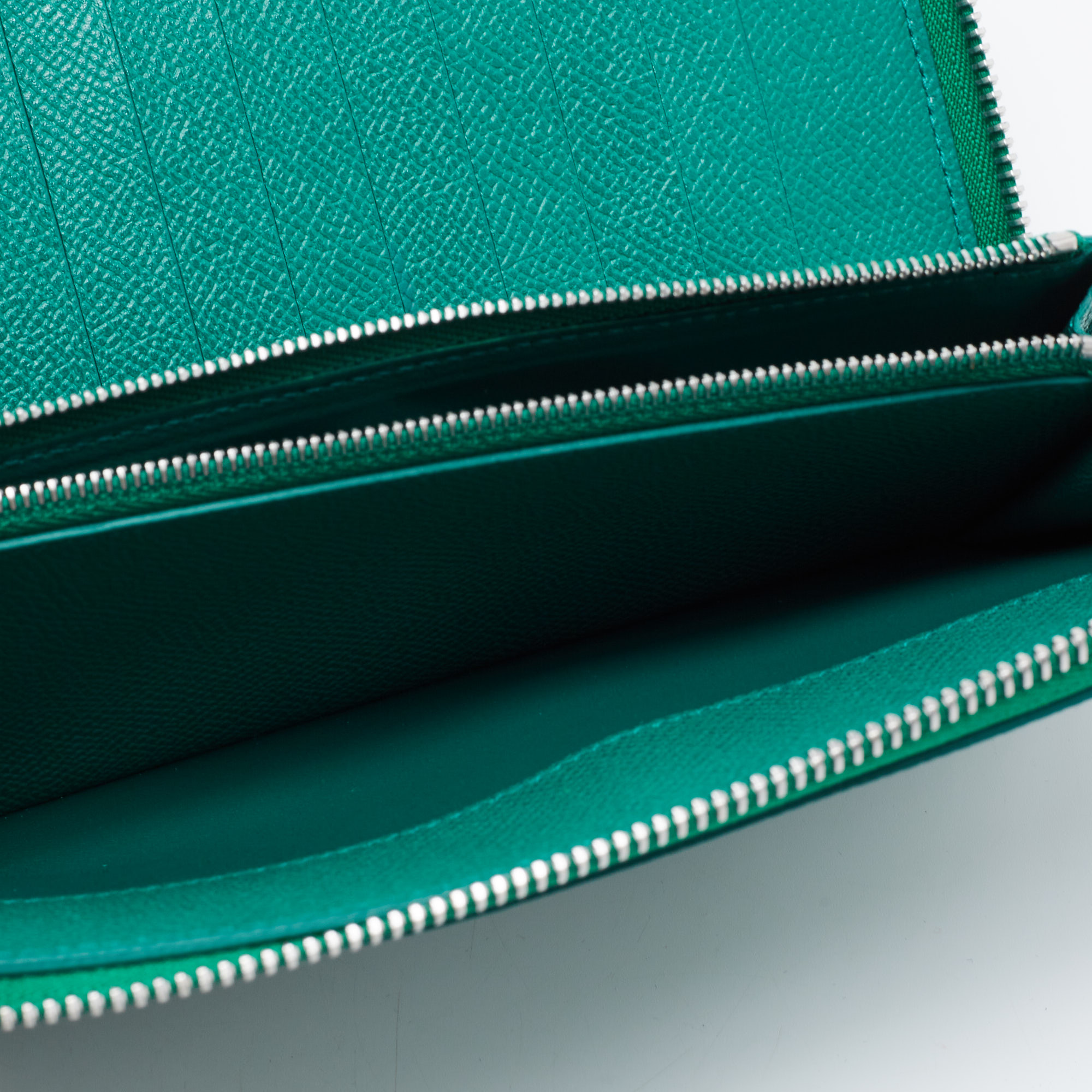 Alfred Dunhill Green Leather Zip Around Wallet  - buy with discount