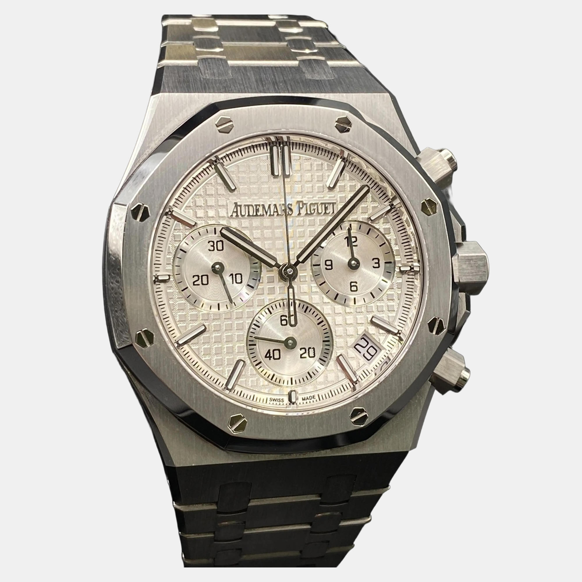 

Audemars Piguet Royal Oak 50th Anniversary 26240ST.OO.1320ST.03 Automatic Chronograph Silver Dial Stainless Steel Men's Wristwatch