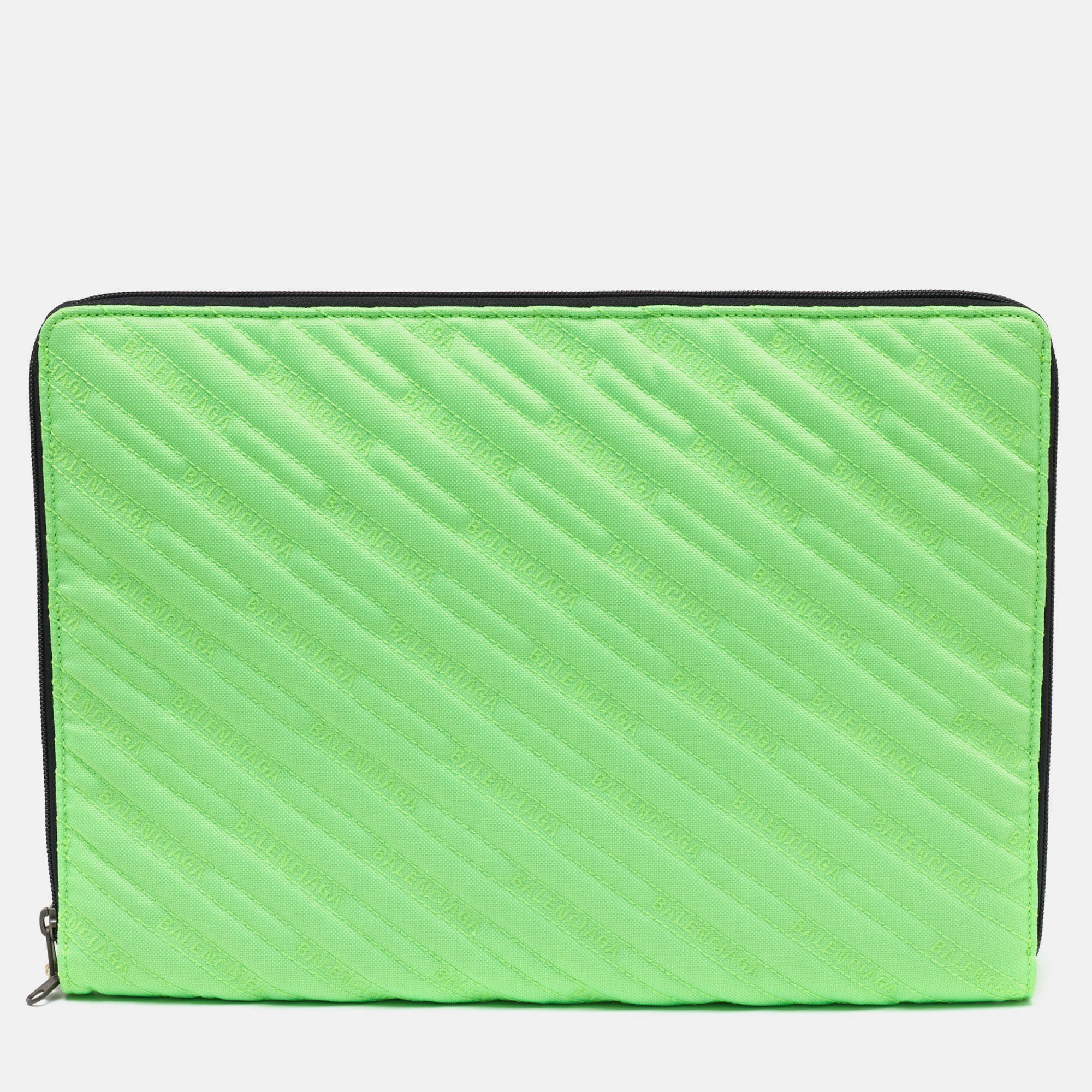 Pre-owned Balenciaga Textile Fibre Large Pouch In Green