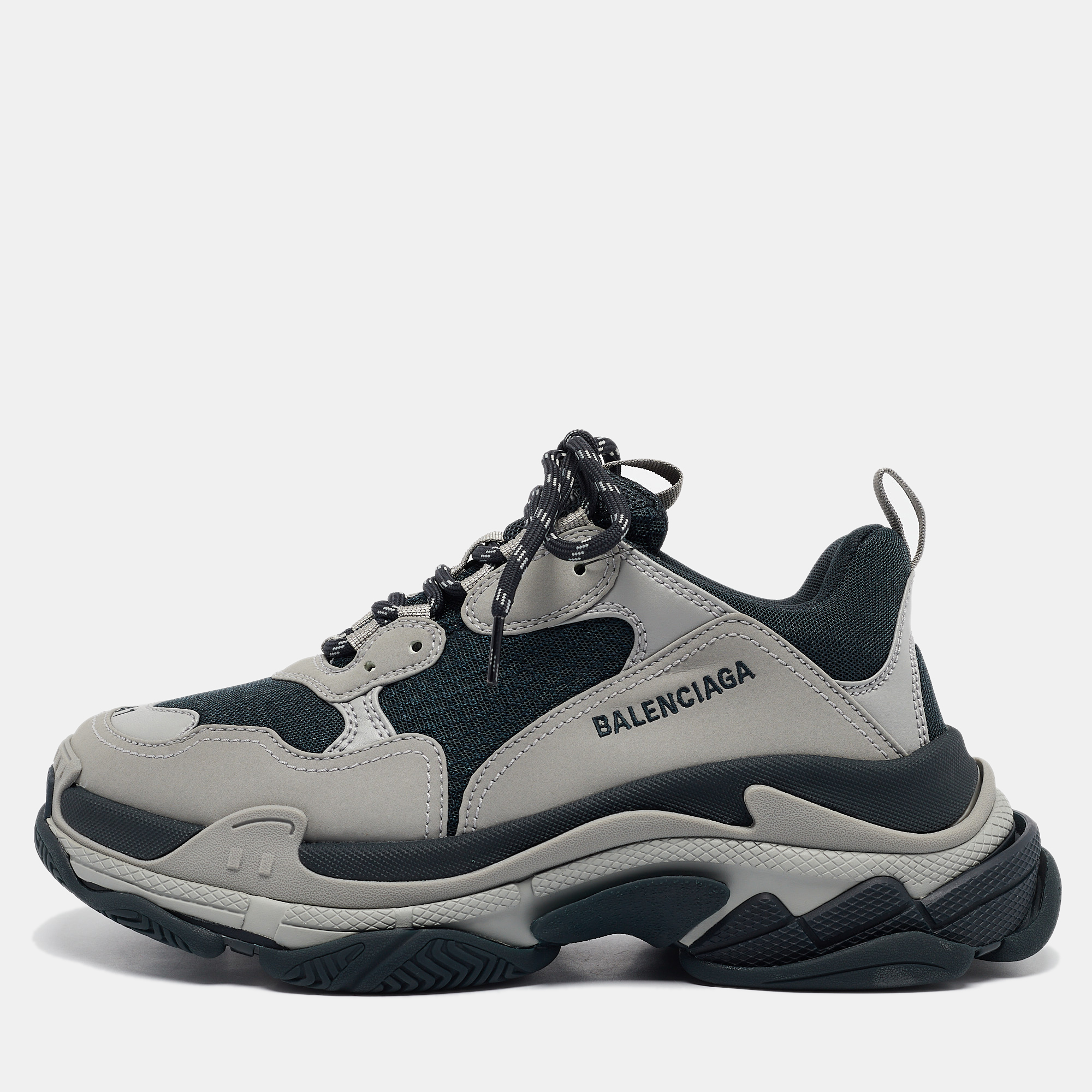 

Balenciaga Black/Grey Leather and Mesh Triple S Sneakers Size