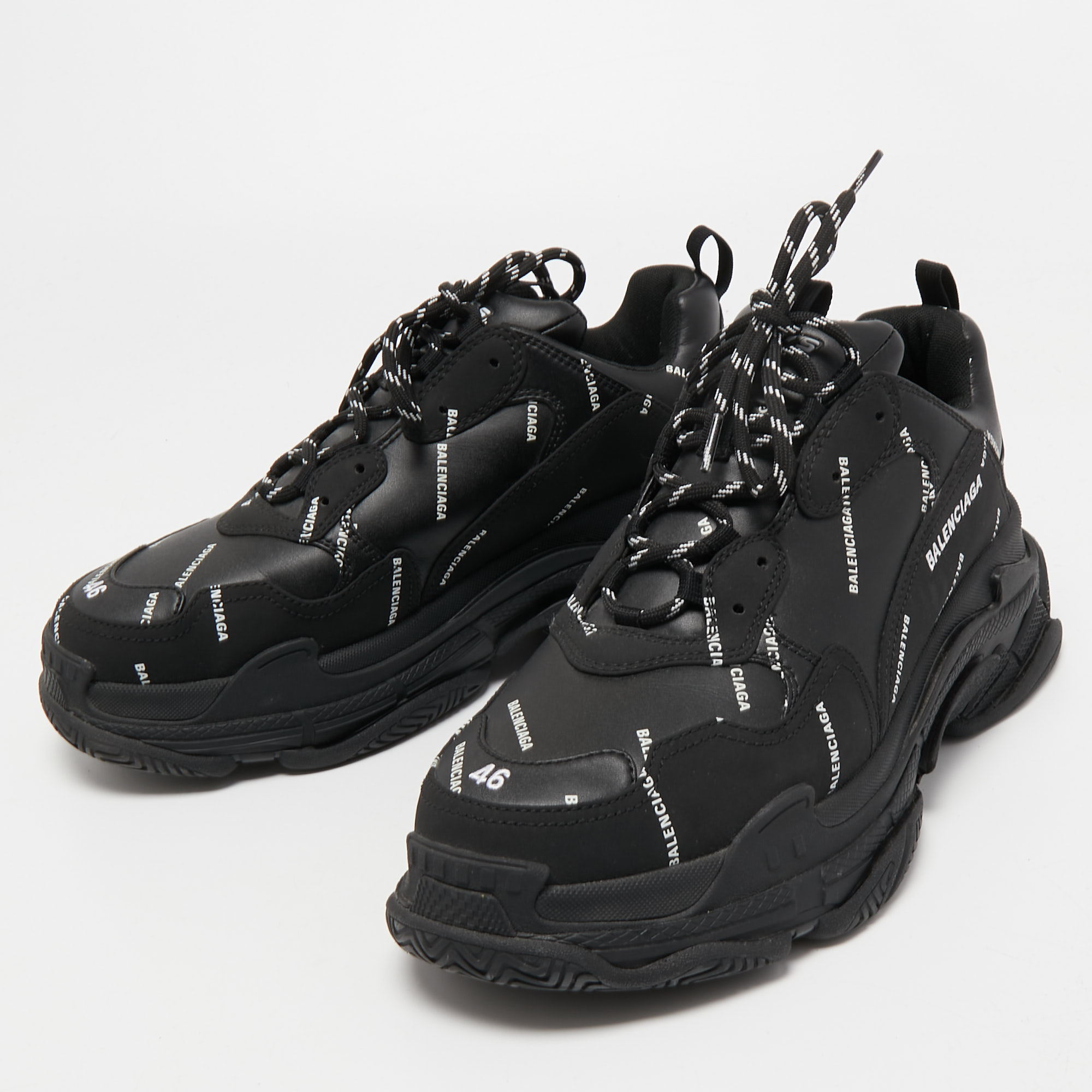 

Balenciaga Black Logo Print Leather Triple S Sneakers Size