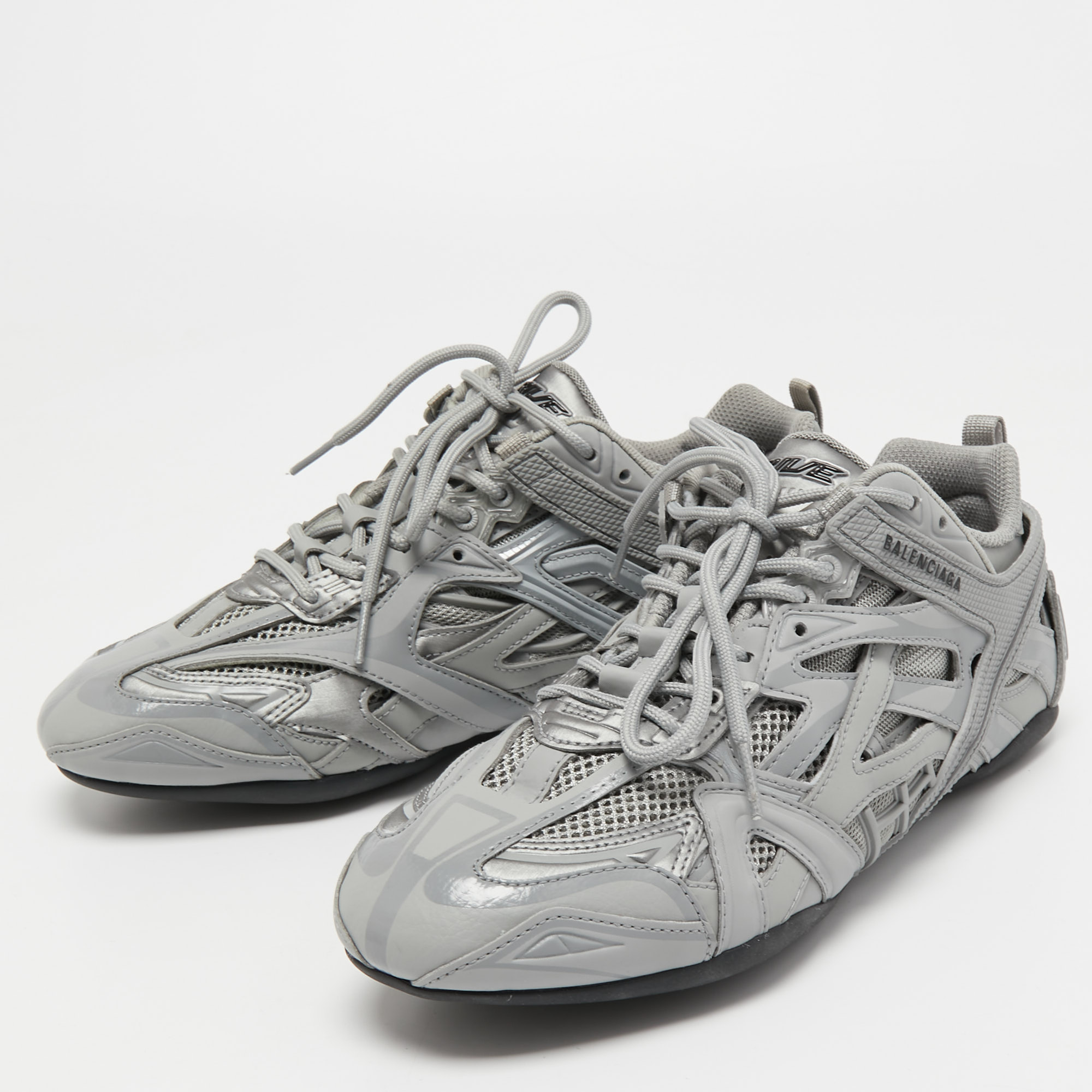 

Balenciaga Grey Leather and Mesh Drive Sneakers Size