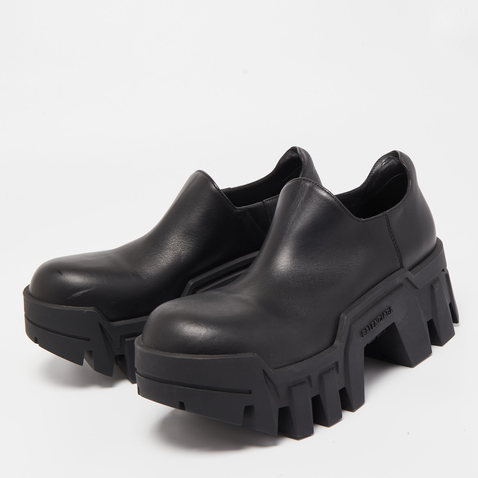 

Balenciaga Black Leather Bulldozer Mini Boots Size