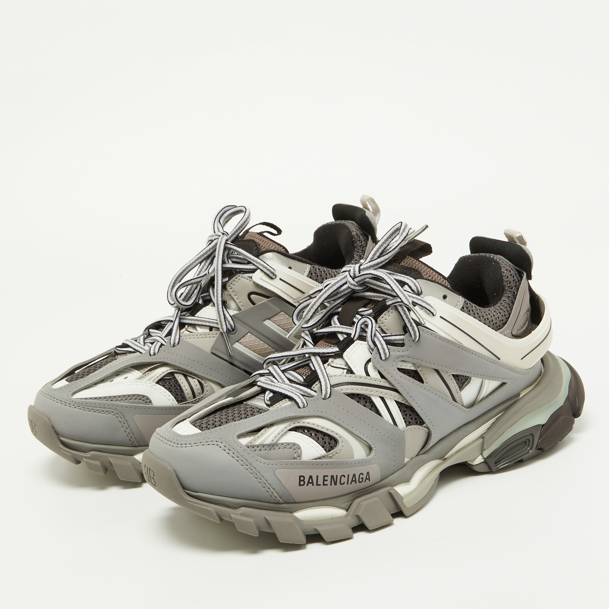 

Balenciaga Grey Leather and Mesh Track Sneakers Size