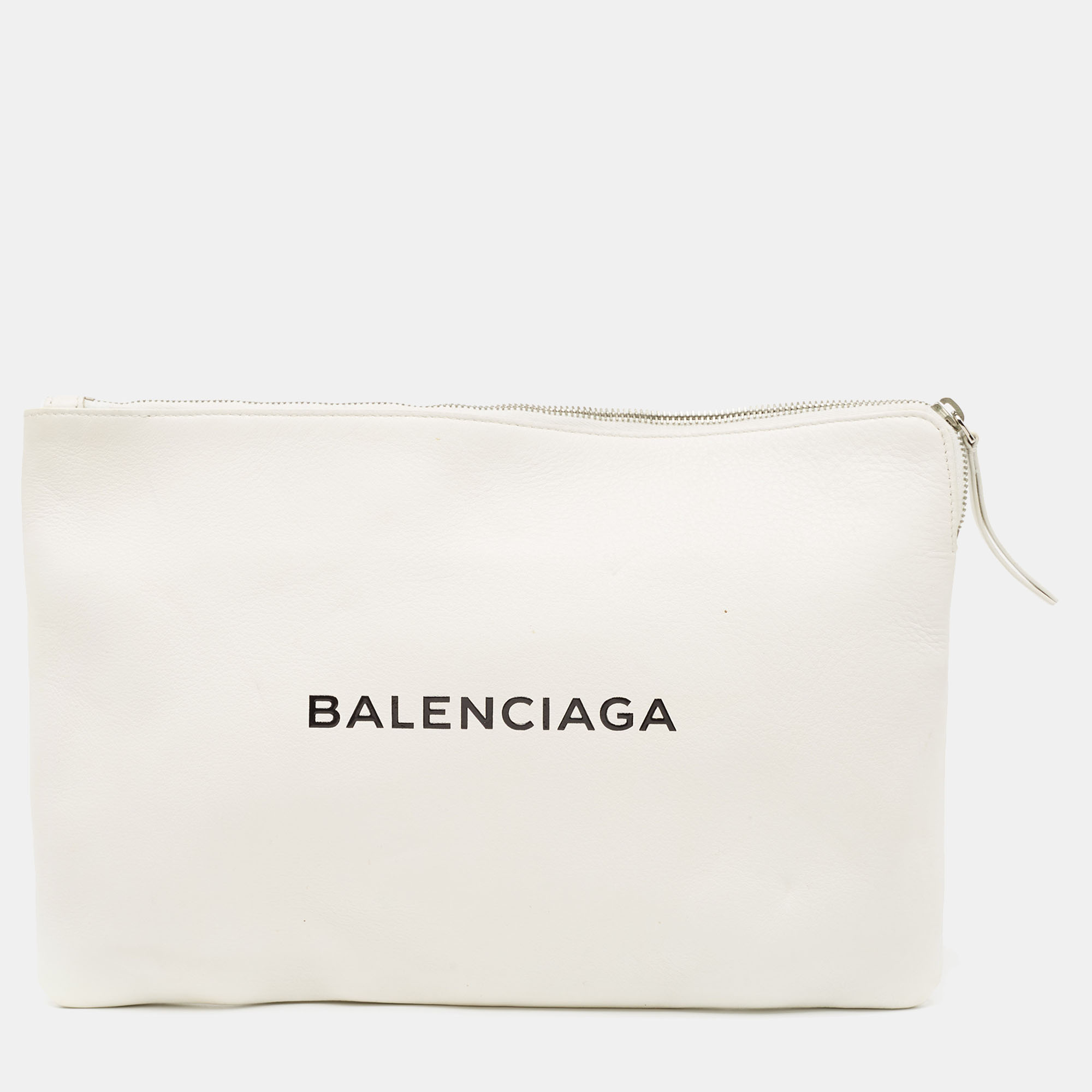 Pre-owned Balenciaga Off White Leather Logo Zip Pouch