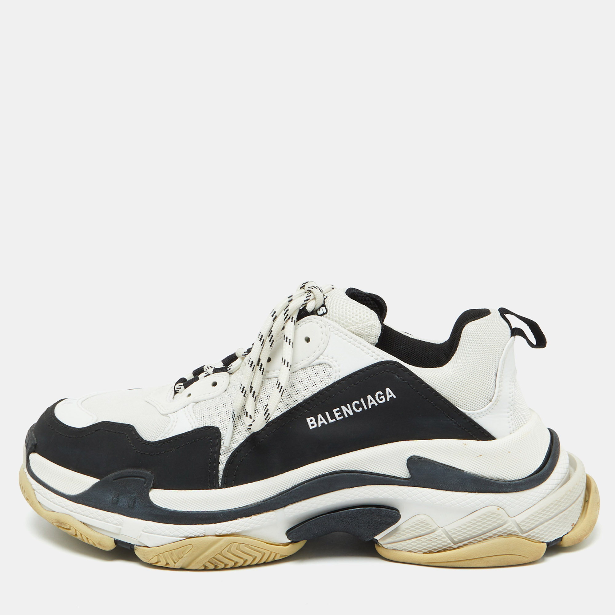 

Balenciaga White/Black Mesh and Faux Leather Triple S Sneakers Size