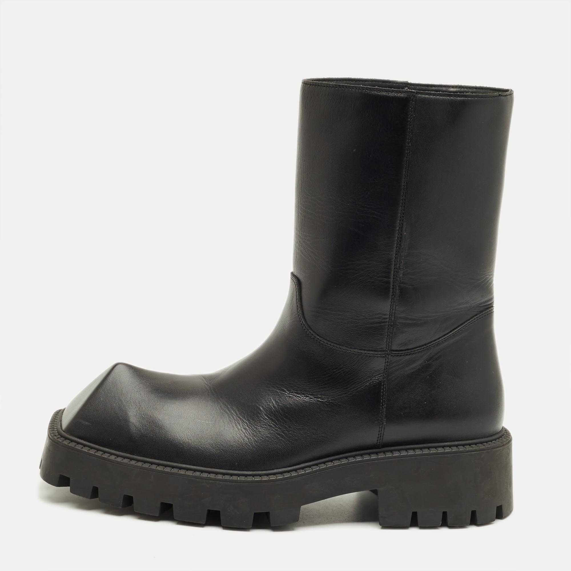 

Balenciaga Rhino Size 41 Black Leather Chelsea Boots