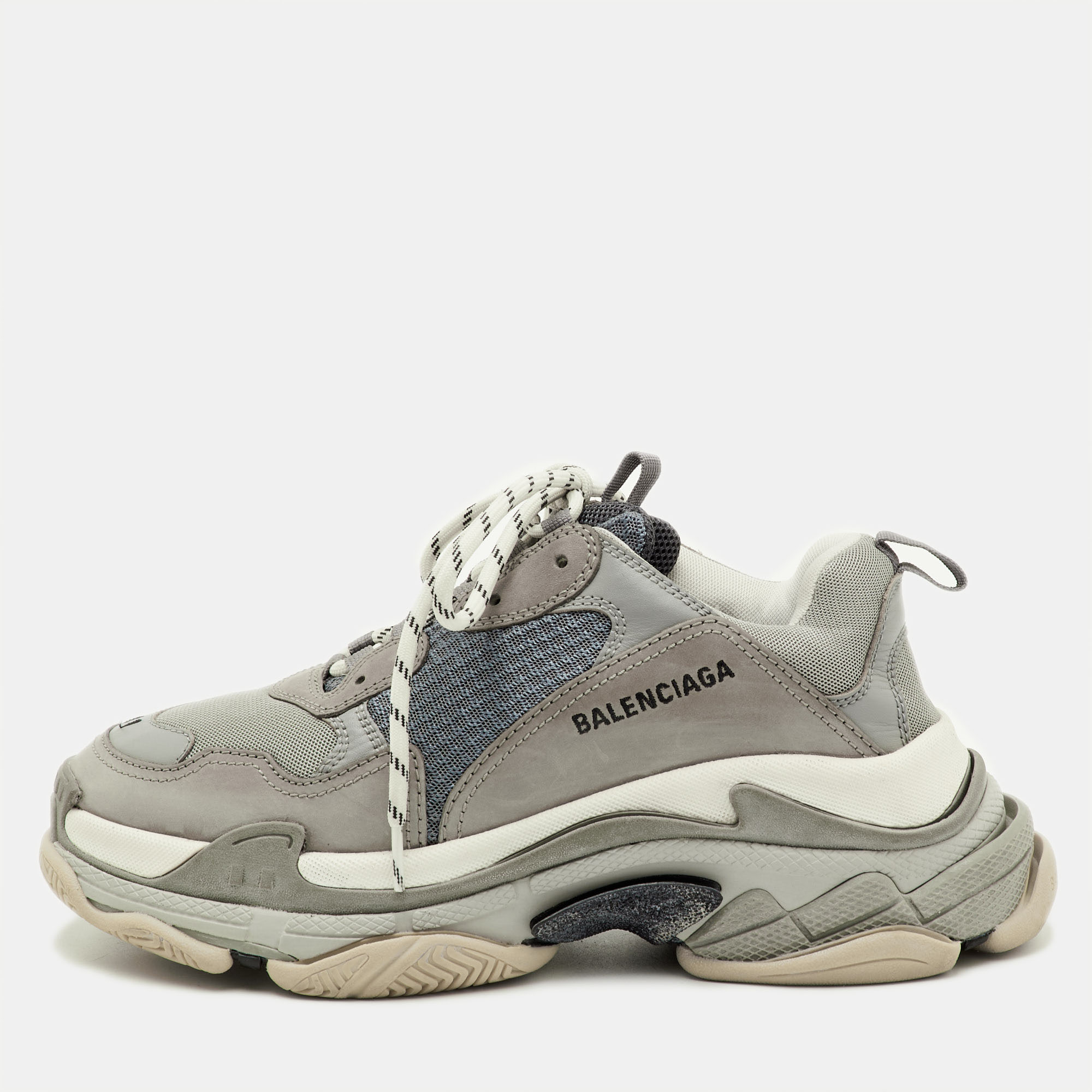 

Balenciaga Triple S Size  Multicolor Faux Leather and Mesh Lace Up Sneakers