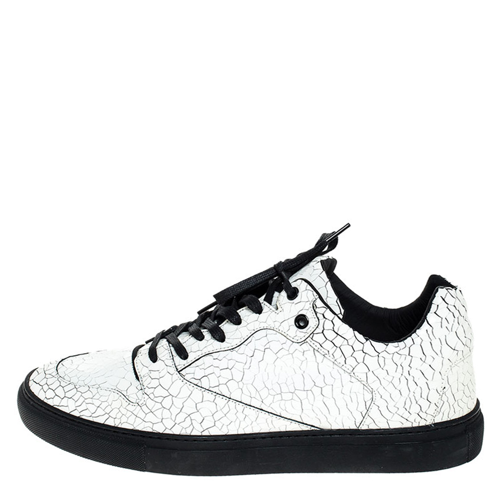 

Balenciaga White Crack Leather Low-Top Sneakers Size