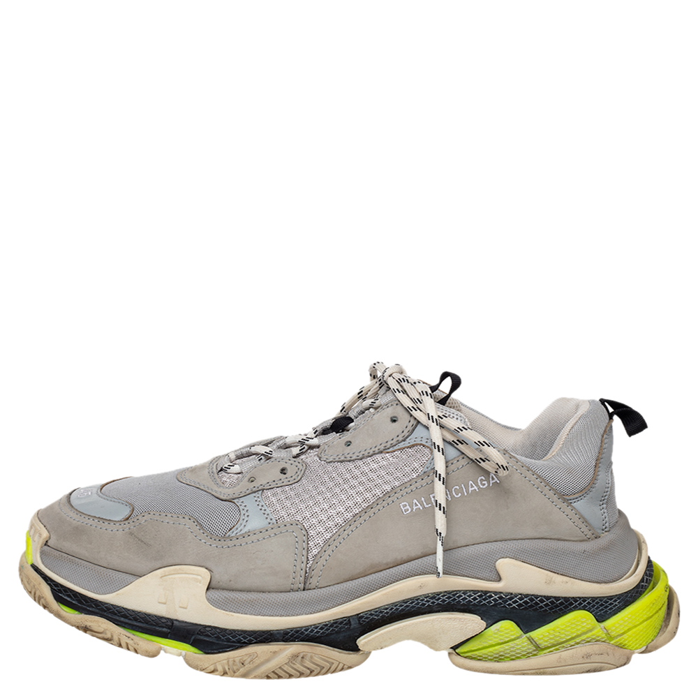

Balenciaga Grey Mesh And Nubuck Leather Triple S Sneakers Size