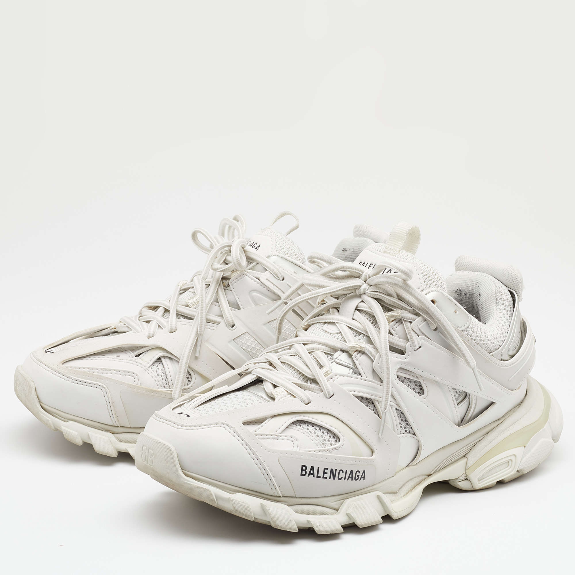 

Balenciaga White Mesh and Synthetic Leather Track Sneakers Size