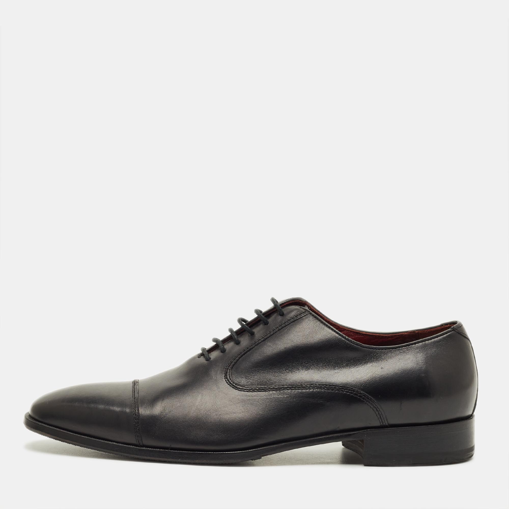 Click to view more detailed imagery on our partner's website Pre-owned Balmain Size 42 Black Leather Lace Up Derby