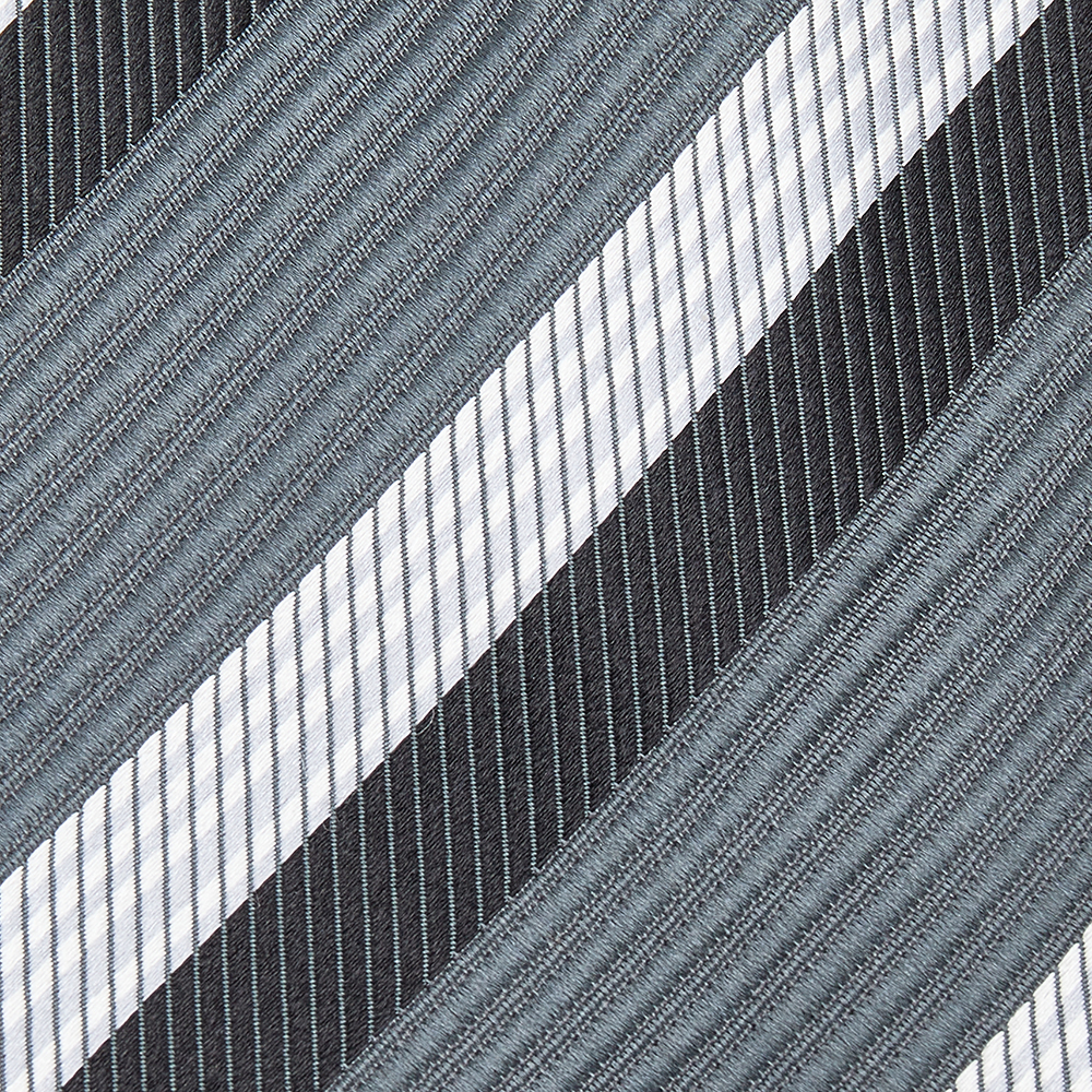 

Boss By Hugo Boss Grey Striped Silk Jacquard Tie