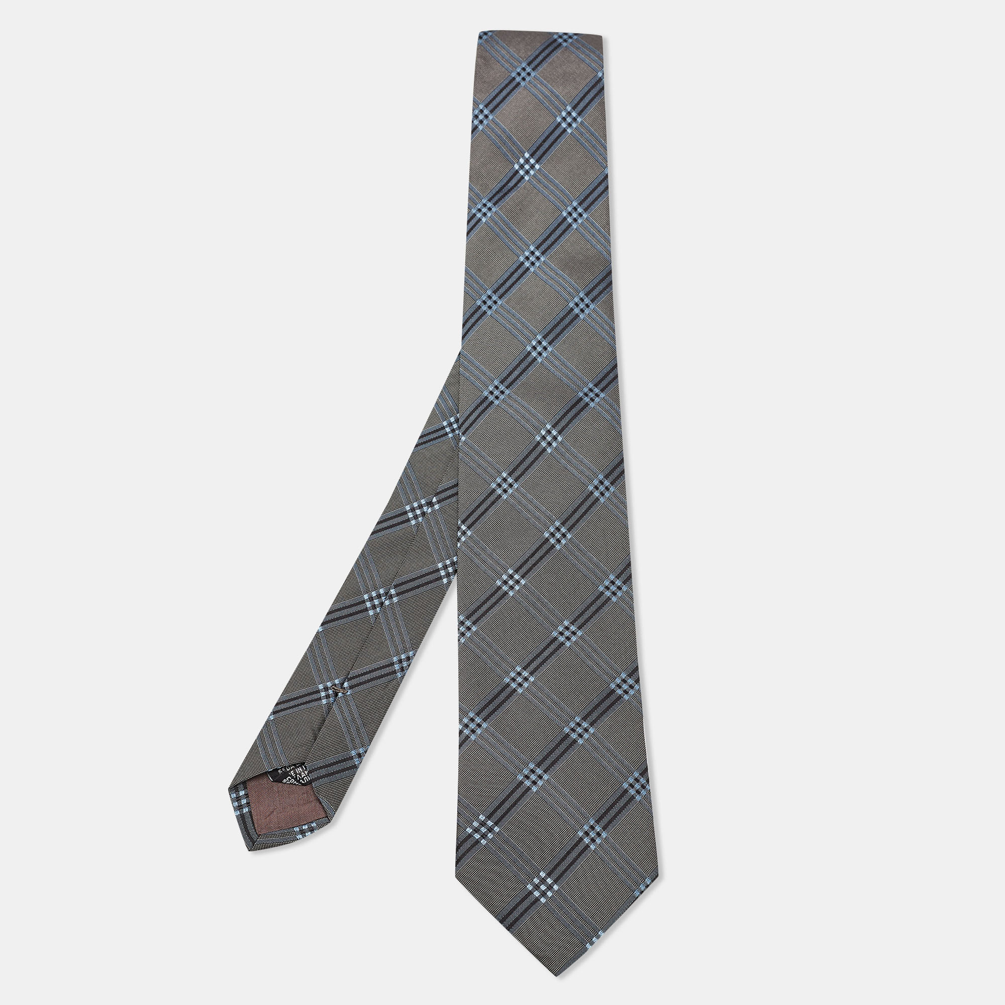 Made of silk this Boss By Hugo Boss grey/blue tie for men has check prints all over. This finely tailored accessory will add a charming finish.