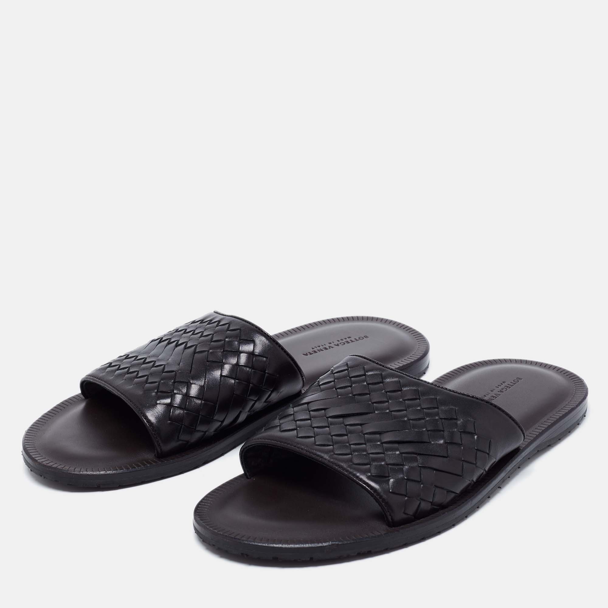 

Bottega Veneta Black Intrecciato Leather Slide Sandals Size