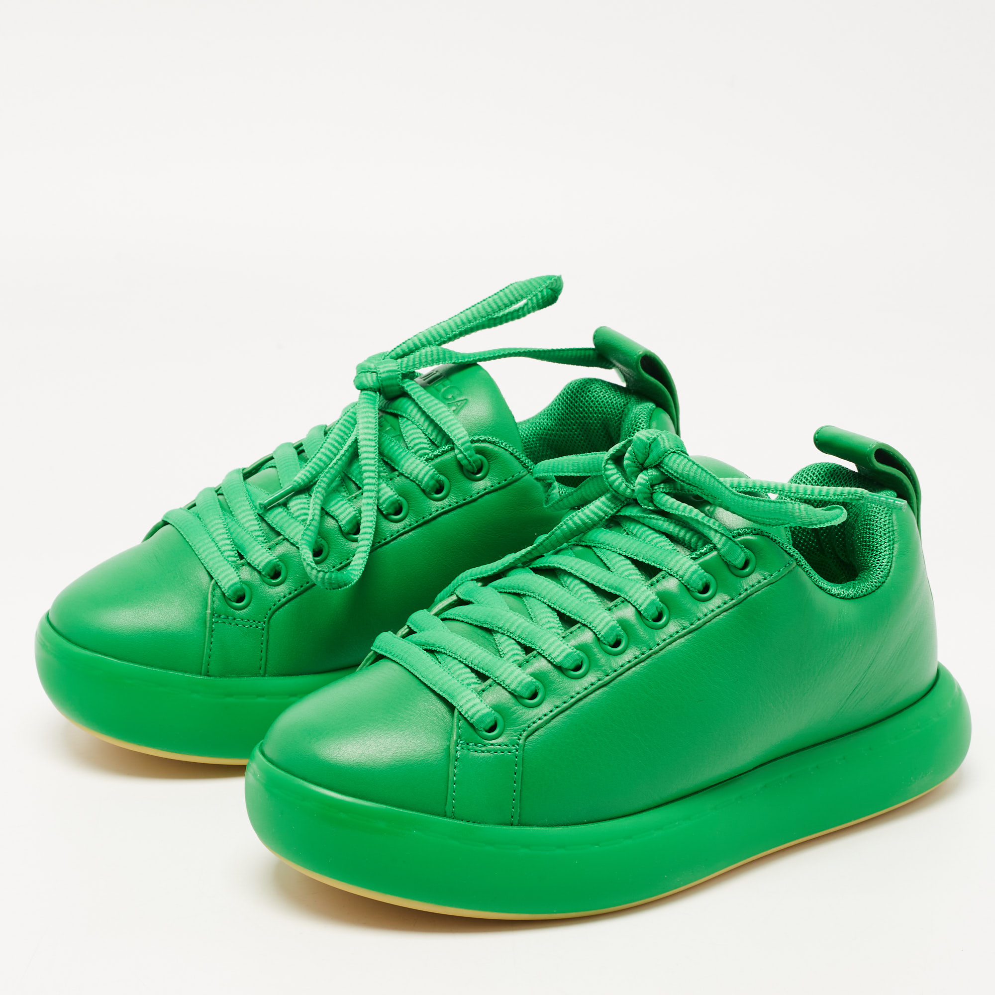 

Bottega Veneta Green Leather Lace Up Sneakers Size