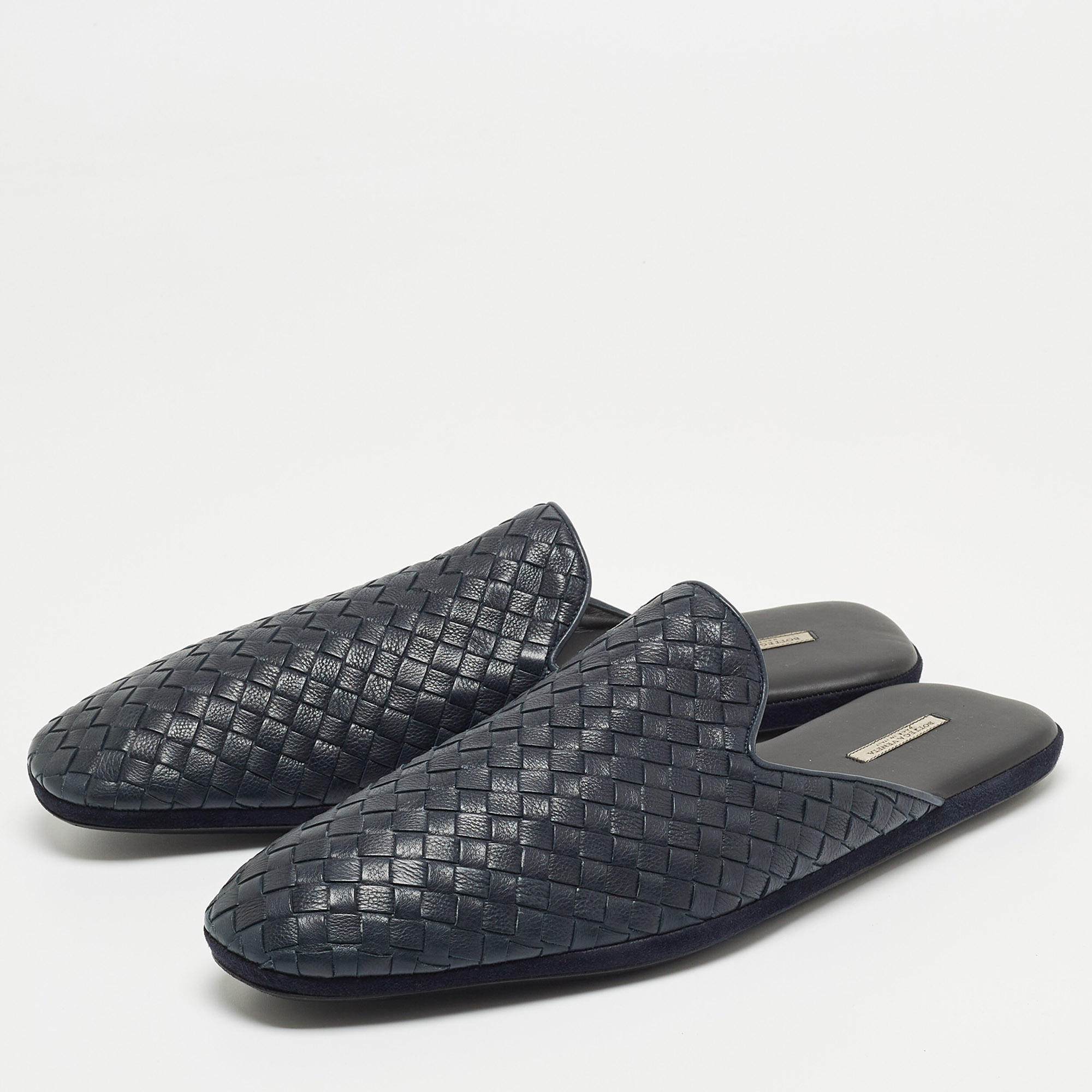 

Bottega Veneta Navy Blue Intrecciato Leather Fiandra Mules Size