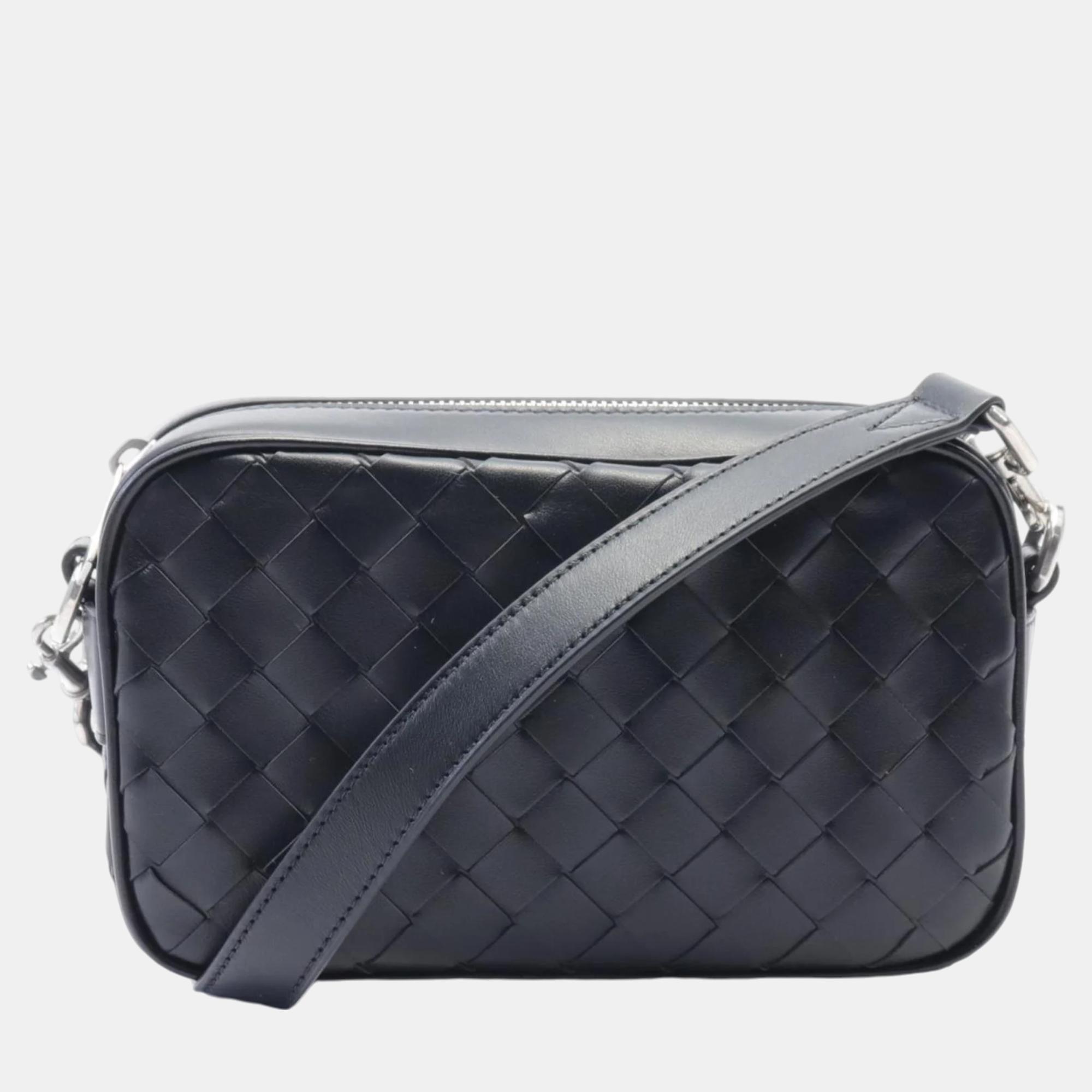 

Bottega Veneta Black Leather Intrecciato Shoulder Bag