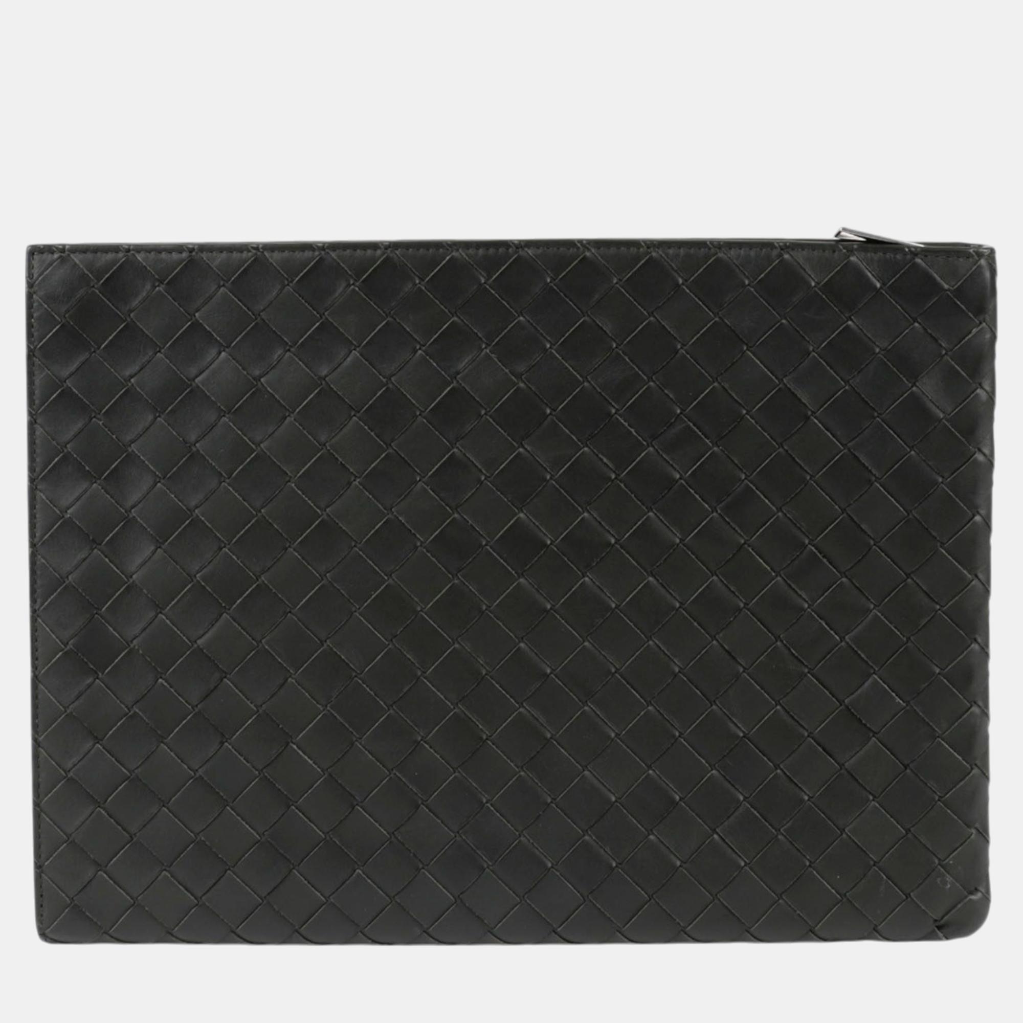 Bottega Veneta  Intrecciato Leather Half Zipper Pouch 