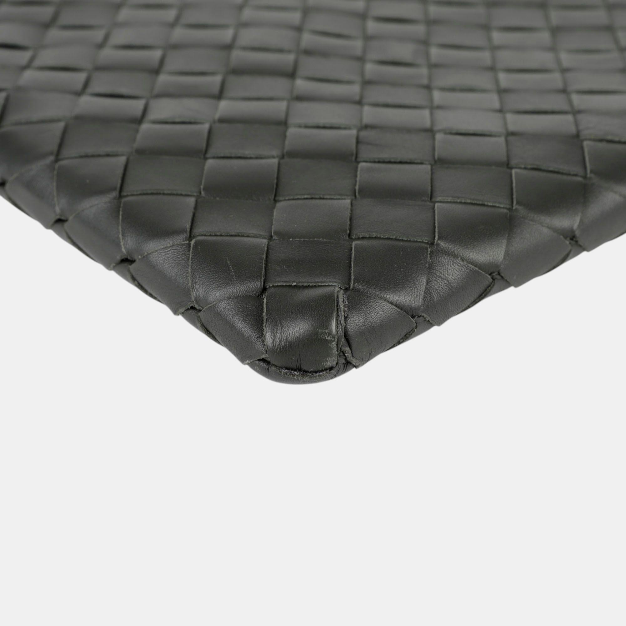 Bottega Veneta  Intrecciato Leather Half Zipper Pouch 