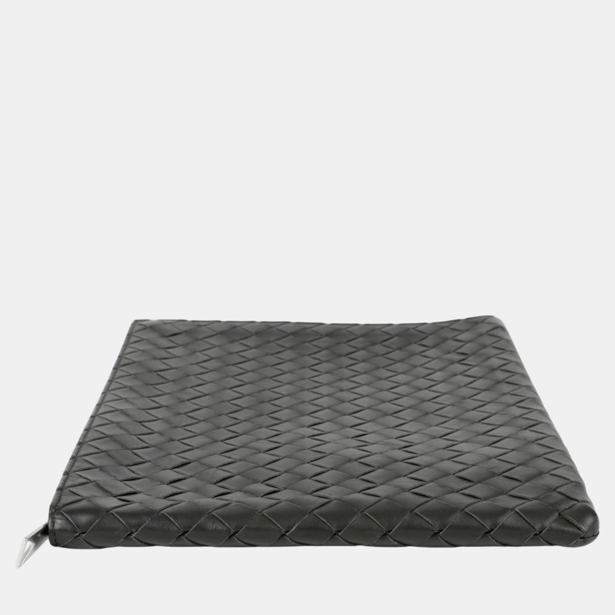 Bottega Veneta  Intrecciato Leather Half Zipper Pouch 