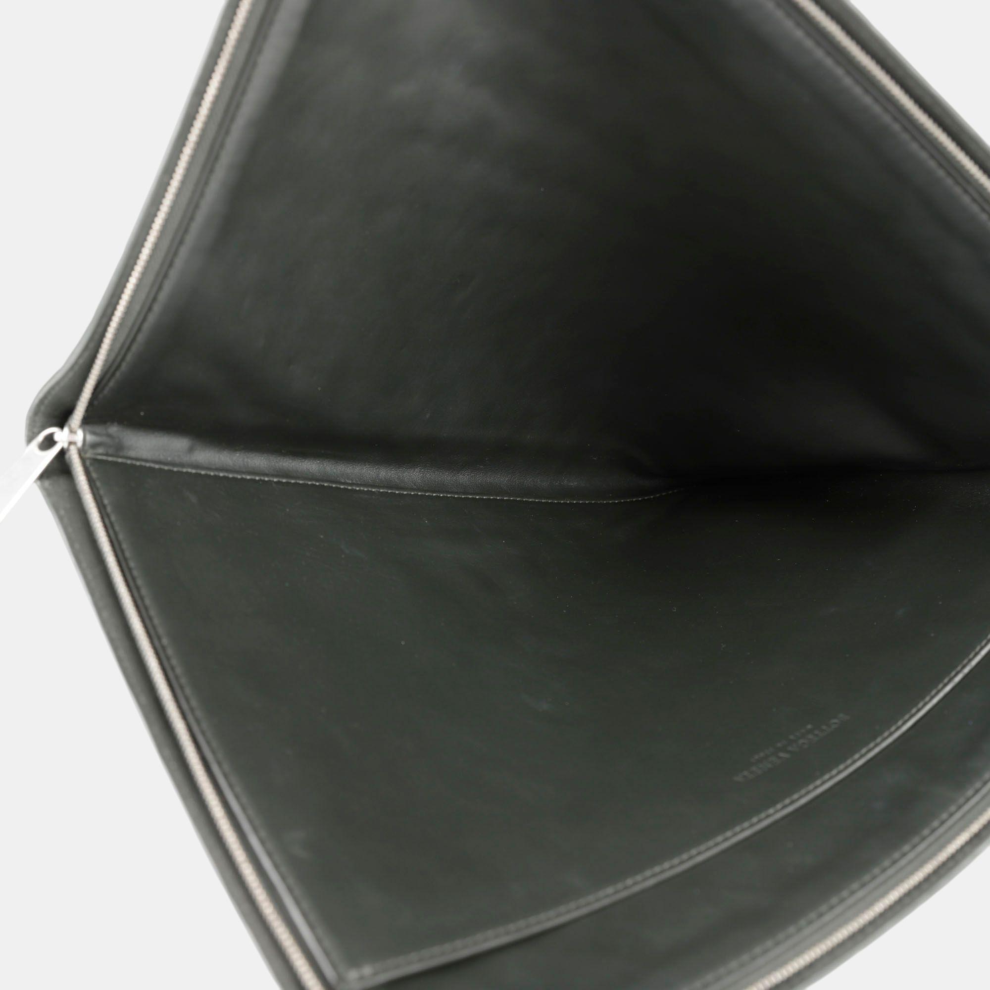 Bottega Veneta  Intrecciato Leather Half Zipper Pouch 