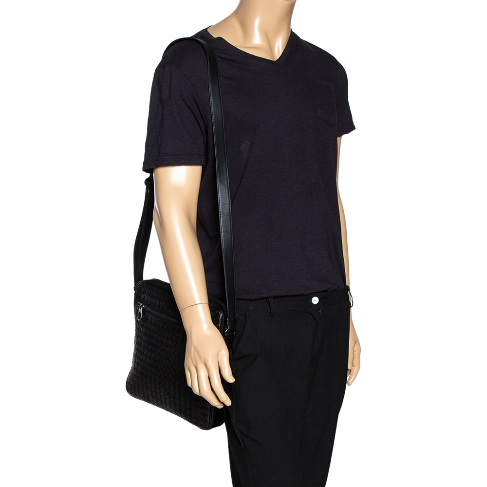 

Bottega Veneta Black Intrecciato Leather Pocket Zip Messenger Bag