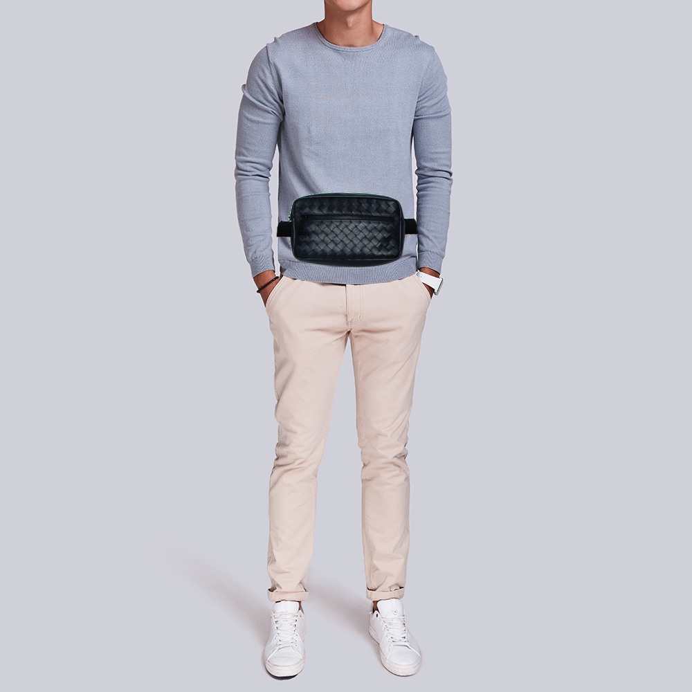 

Bottega Veneta Black Intrecciato Leather Belt Bag
