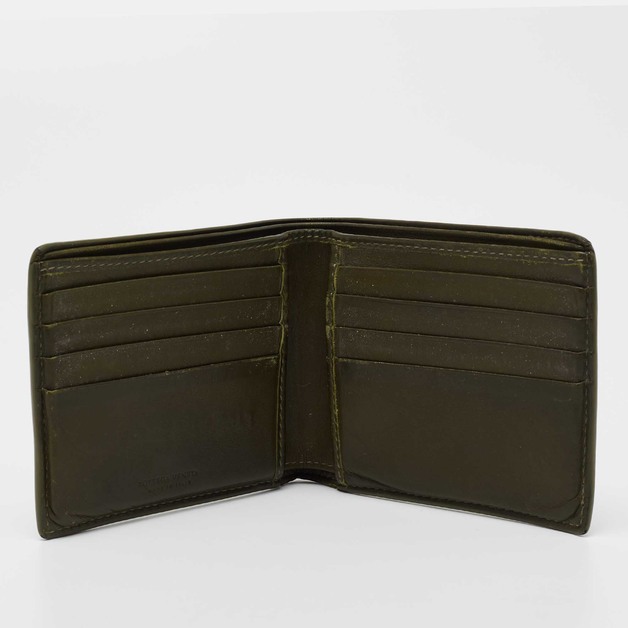 

Bottega Veneta Olive Green Intrecciato Leather Bifold Wallet