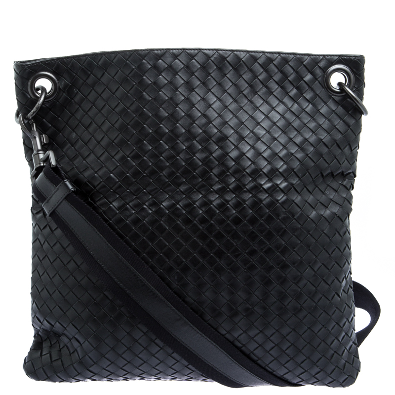 Bottega Veneta Black Intrecciato Leather Messenger Bag Bottega Veneta | TLC