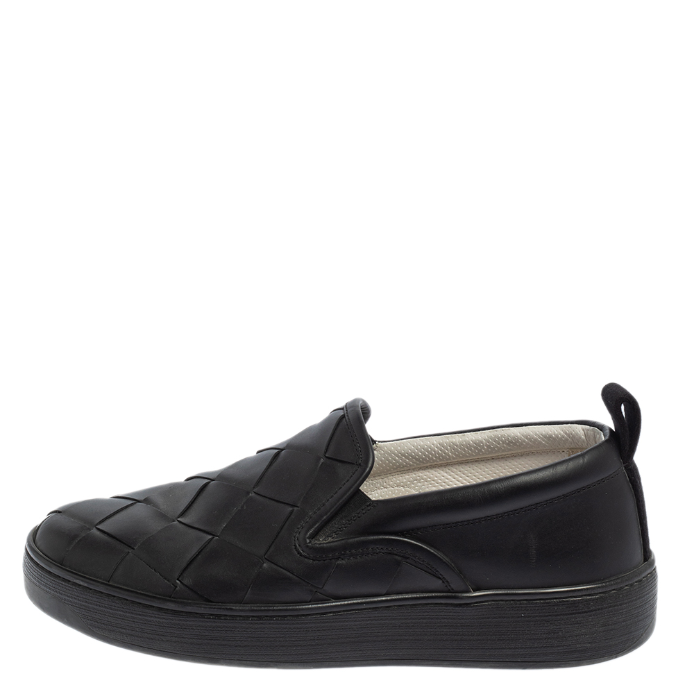 

Bottega Veneta Black Intrecciato Leather Slip On Sneakers Size