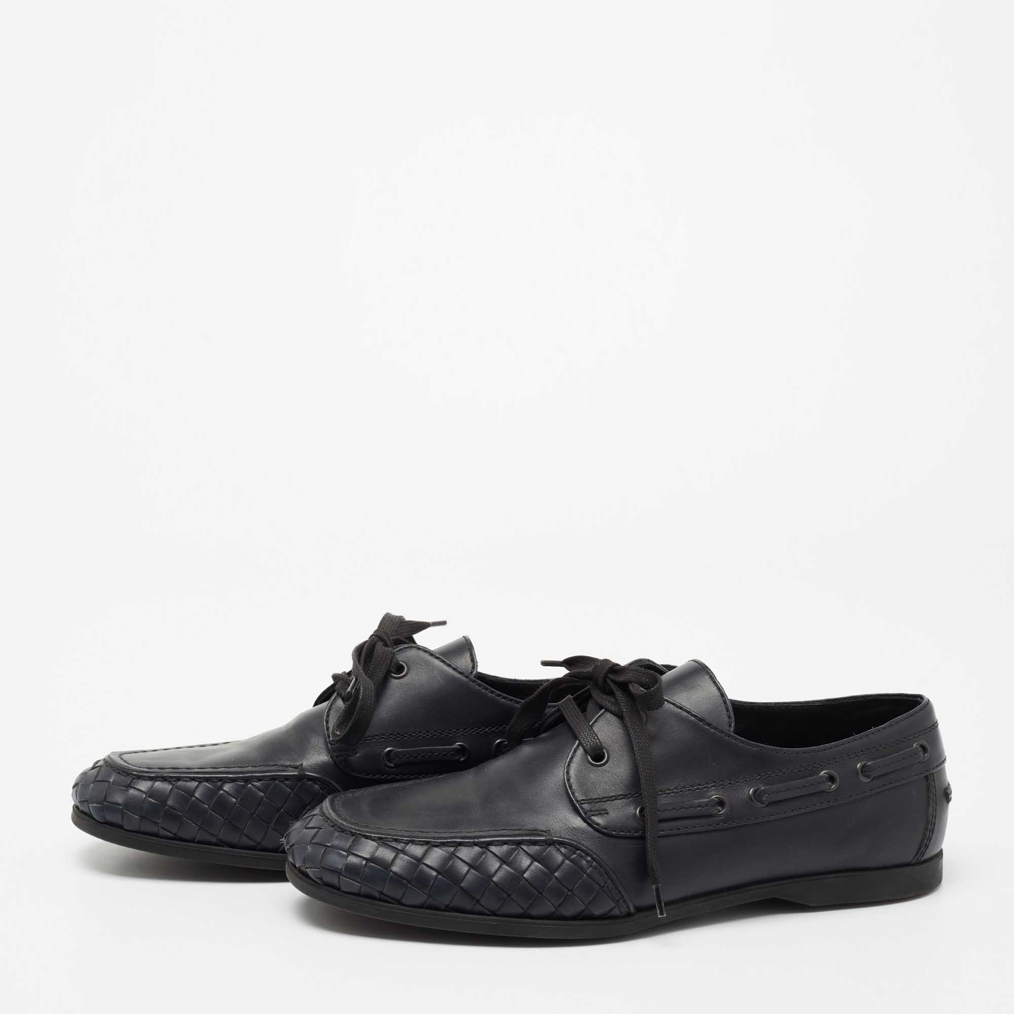 

Bottega Veneta Navy Blue Intrecciato Leather Loafers Derby Size