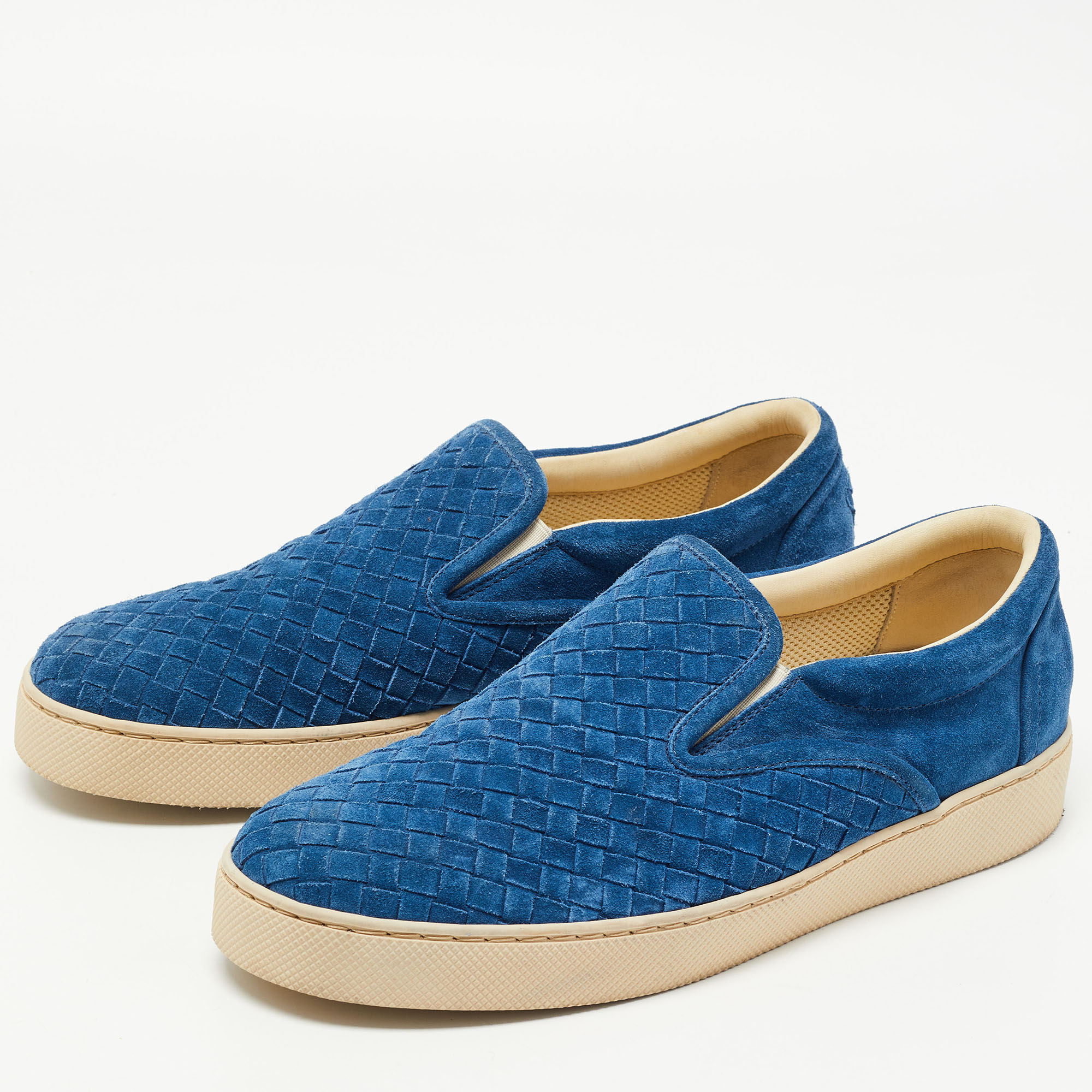 

Bottega Veneta Blue Suede Intrecciato Low Top Sneakers Size