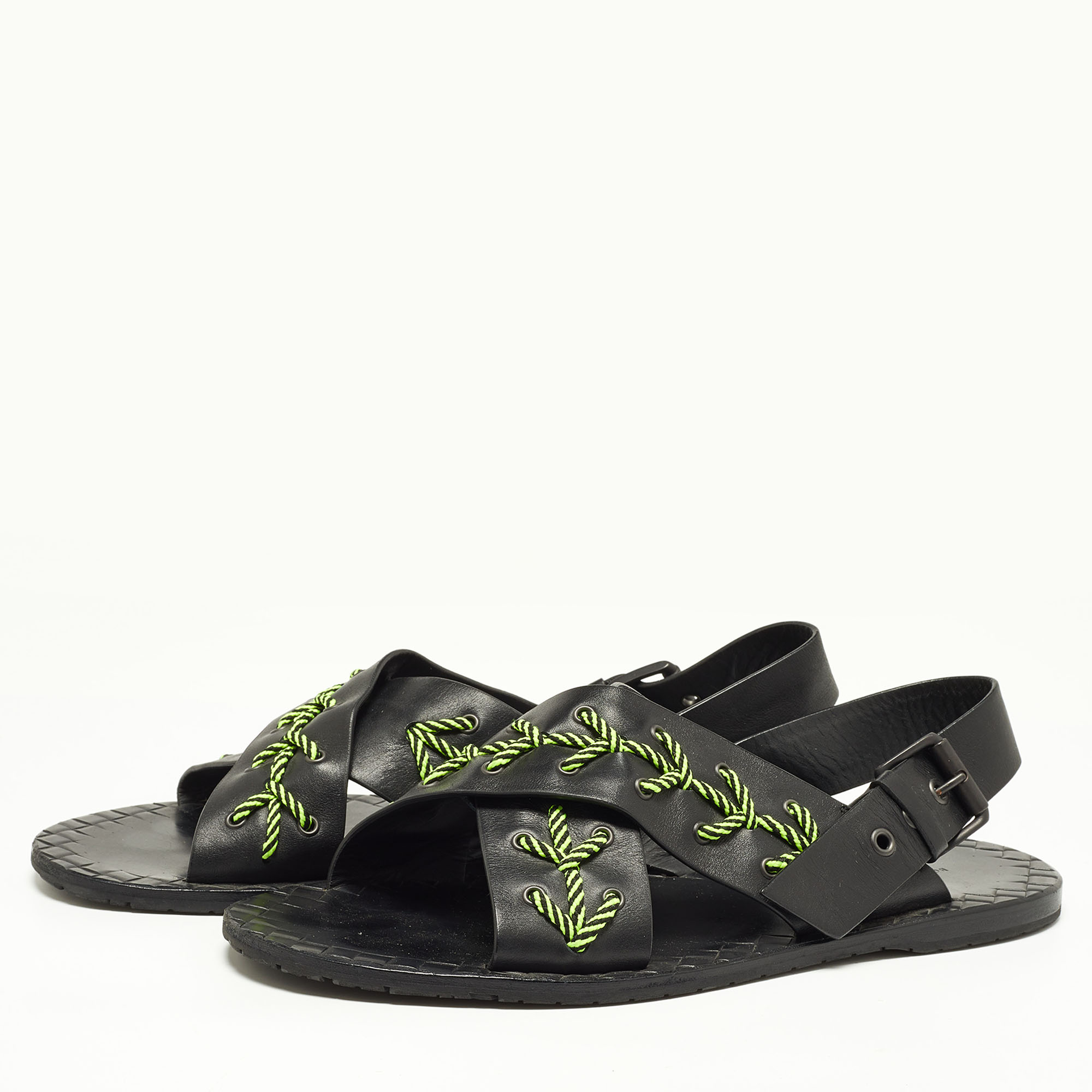 

Bottega Veneta Black/Green Leather Criss Cross Flat Sandals Size
