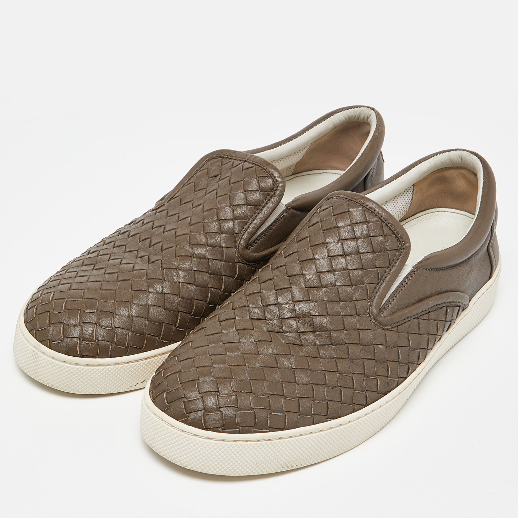 

Bottega Veneta Brown Intrecciato Leather Slip On Sneakers Size