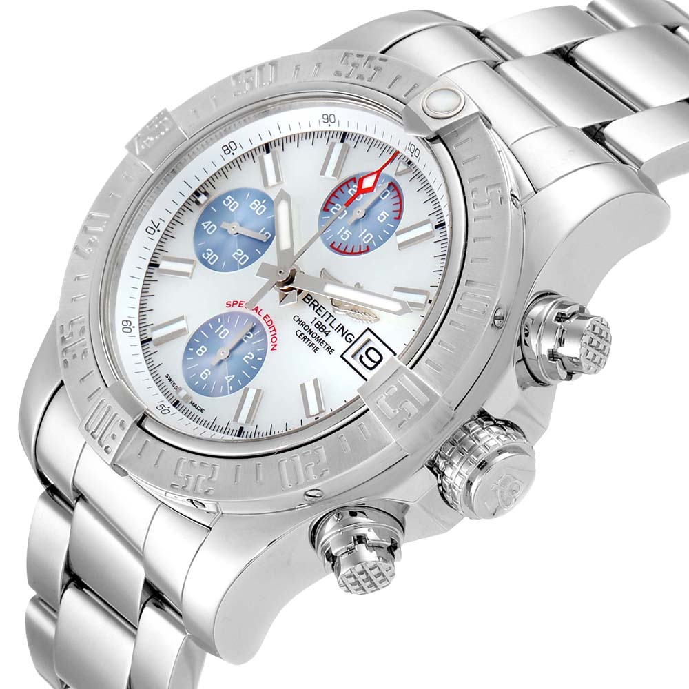 

Breitling MOP Stainless Steel Super Avenger Special Edition A13381 Men's Wristwatch, White