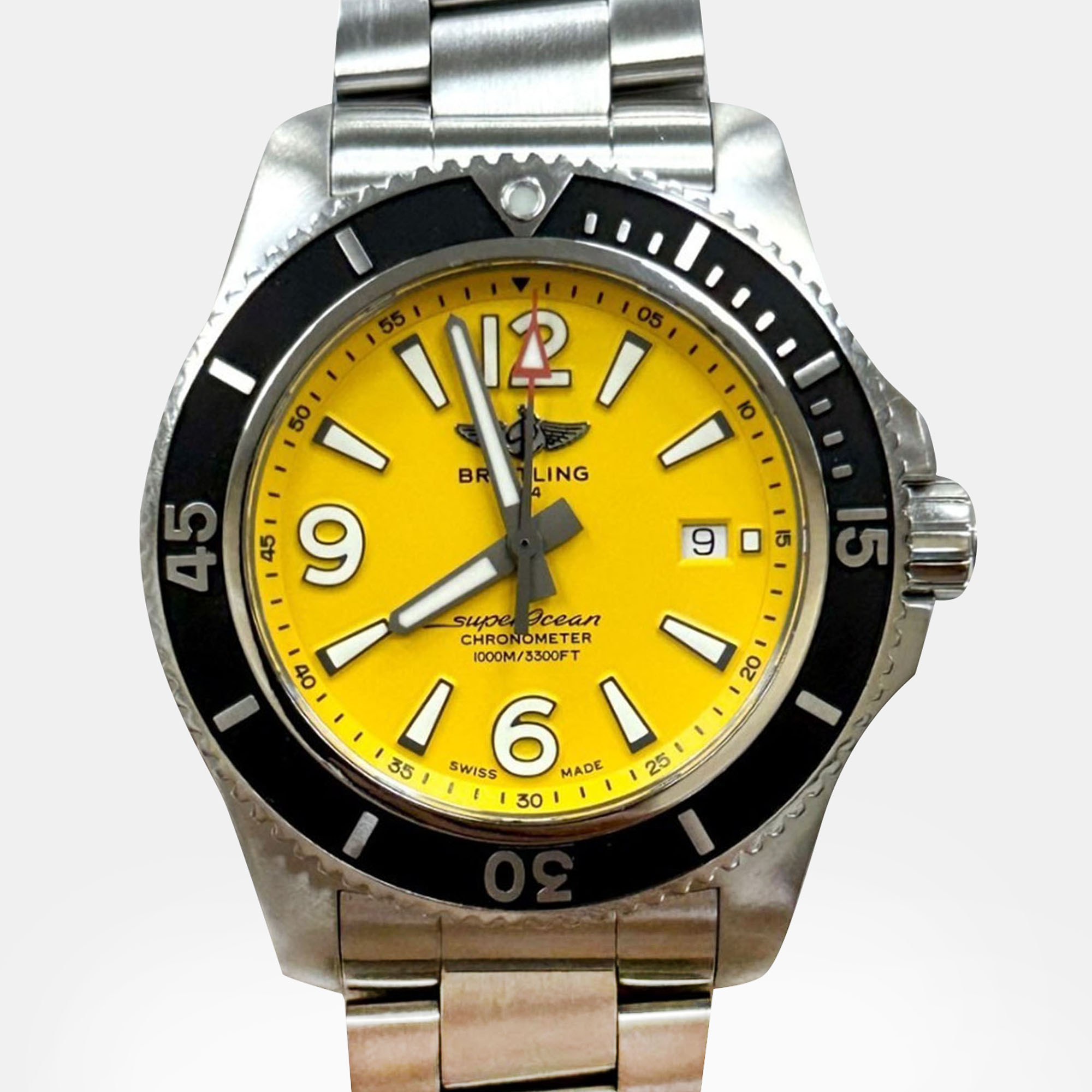 

Breitling Superocean 44 A17367 Automatic Yellow Stainless Steel Men's Wristwatch 44 mm