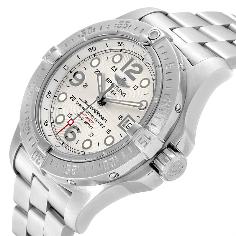 

Breitling White Stainless Steel Aeromarine Superocean A17390 Men's Wriswatch