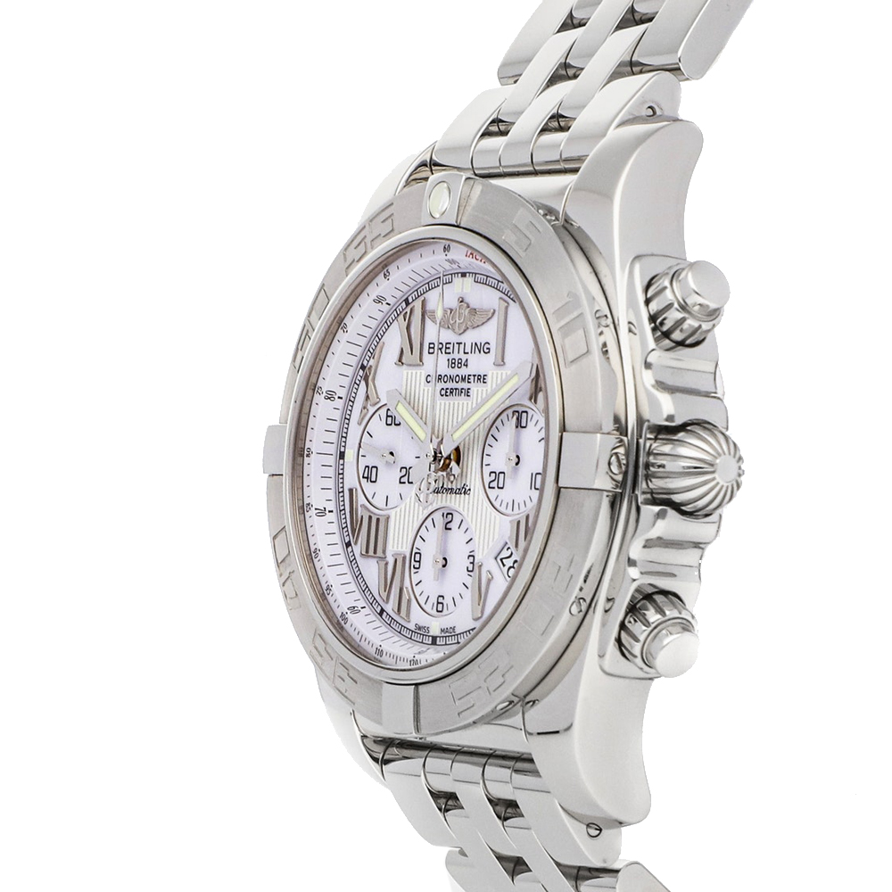 

Breitling White Stainless Steel Chronomat Chronograph AB011011/A690 Men's Wristwatch