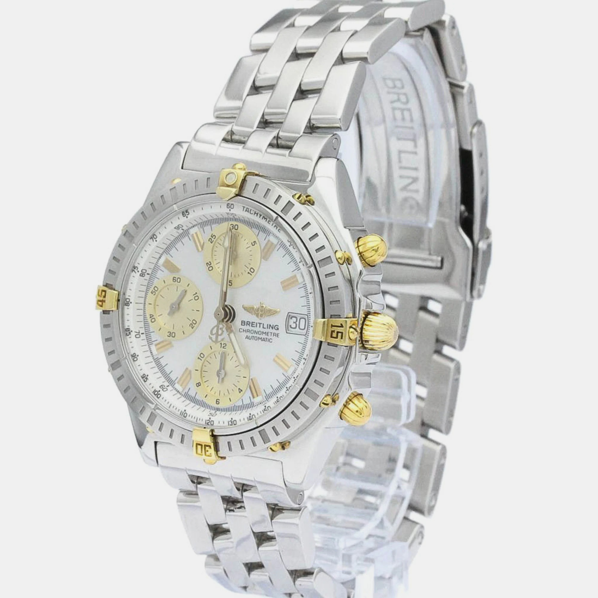 

Breitling White Shell Stainless Steel Chronomat B13352 Automatic Chronograph Men's Wristwatch 40 mm