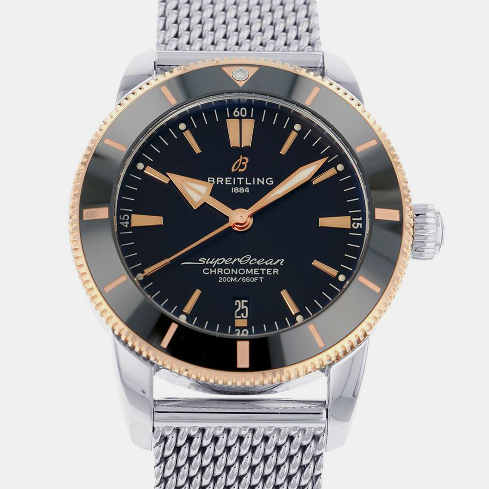 This authentic Breitling watch is characterized by skillful craftsmanship and understated charm. Meticulously constructed to tell time in an elegant way it comes in a sturdy case and flaunts a seamless blend of innovative design and flawless style.