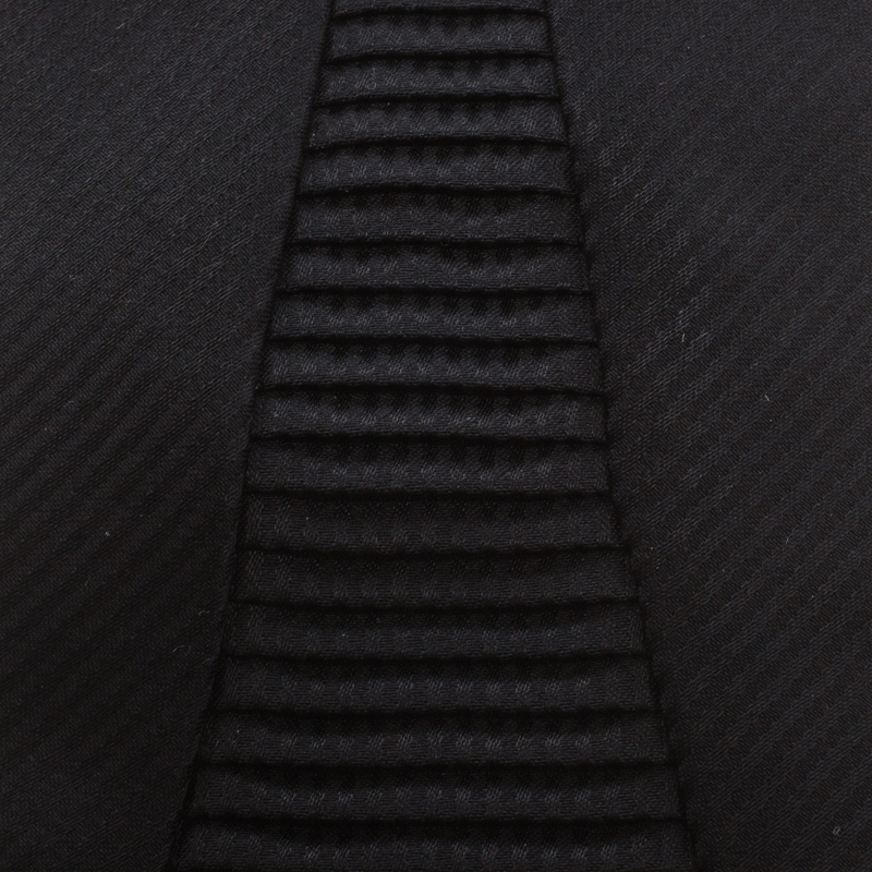 

Brioni Black Striped Silk Textured Pleat Detail Tie