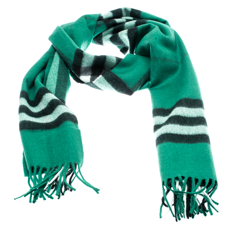 

Burberry Emerald Green Classic Novacheck Cashmere Muffler