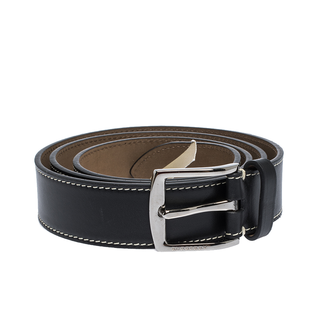 

Burberry Black Leather Gray35 Buckle Belt