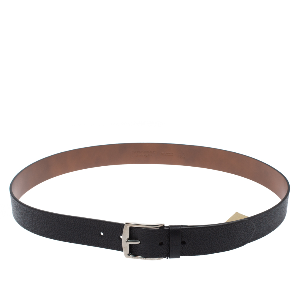 مملوكة مسبقًا Burberry Black Leather Joe Buckle Belt 105CM