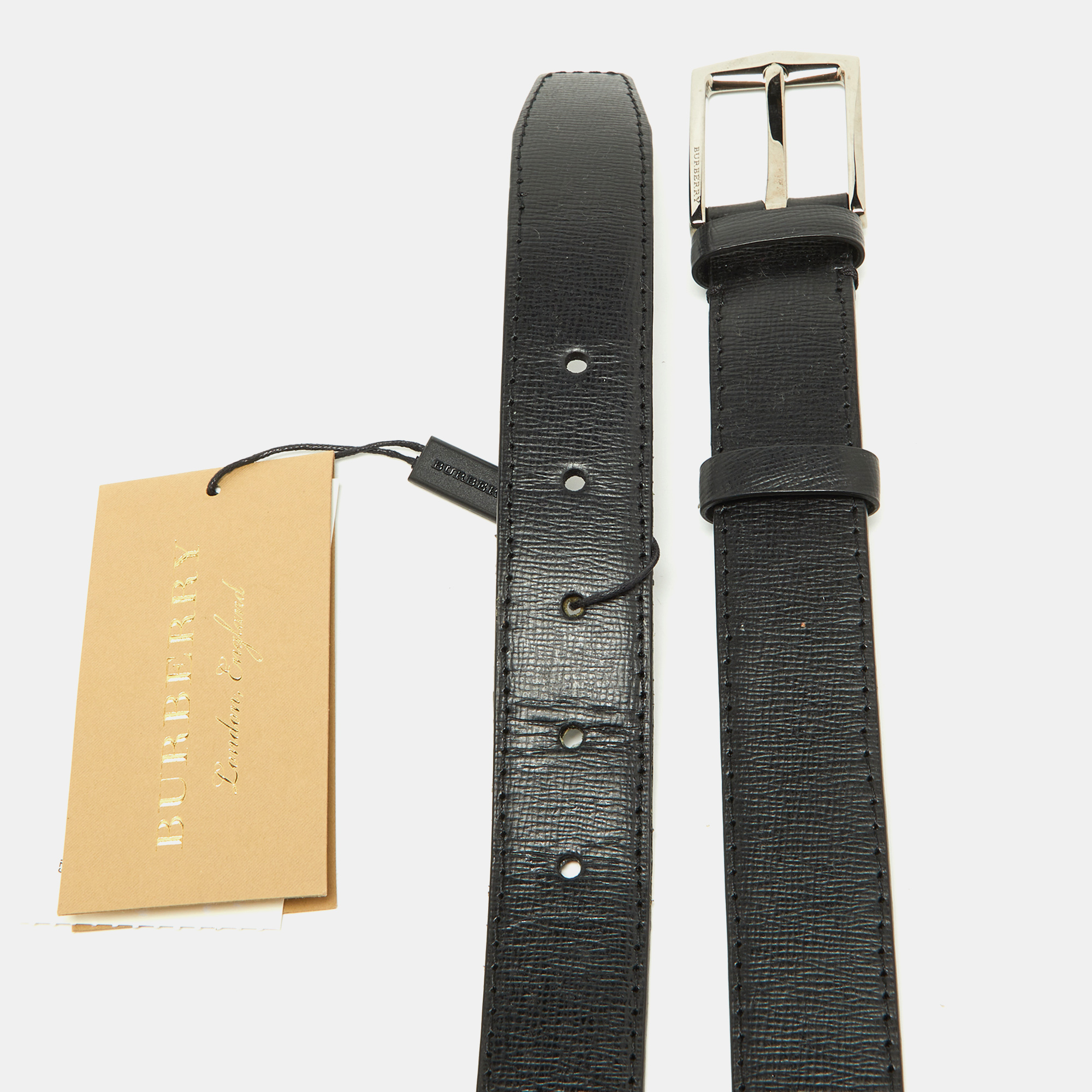 

Burberry Black Leather Buckle Belt