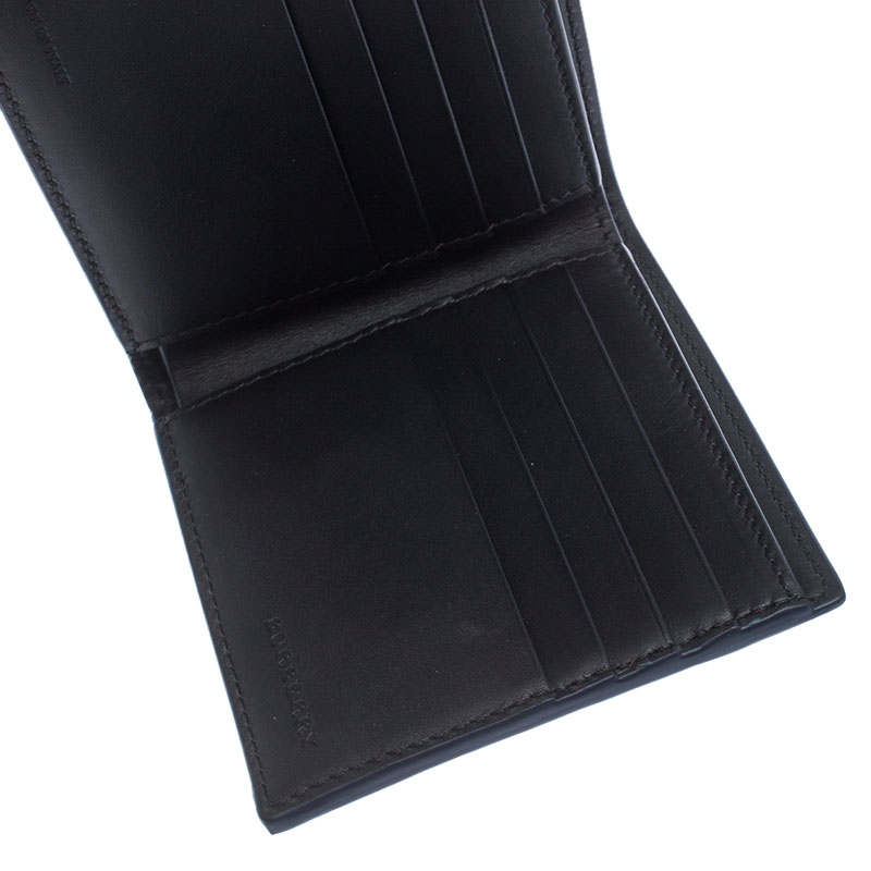 

Burberry Blue Leather Bifold Wallet